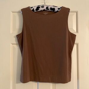 Brown sleeveless tee